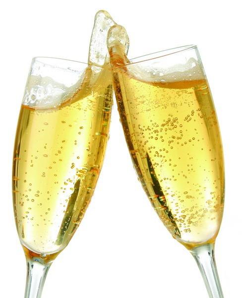 Image attachée: Champagne-Glasses-1.jpg